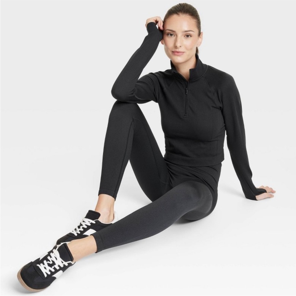 All in Motion Black Activewear Set size Large, pre owned Athletic